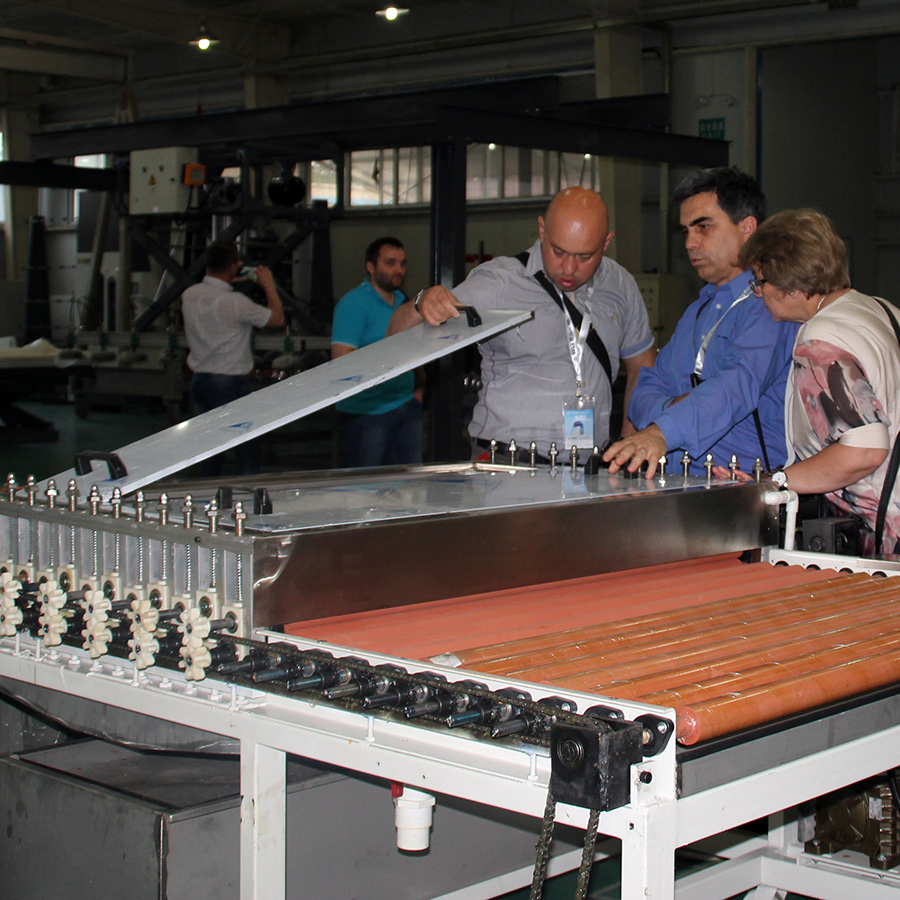 Manufacturer Supply Horizontal Glass Washing &amp; Drying Machine