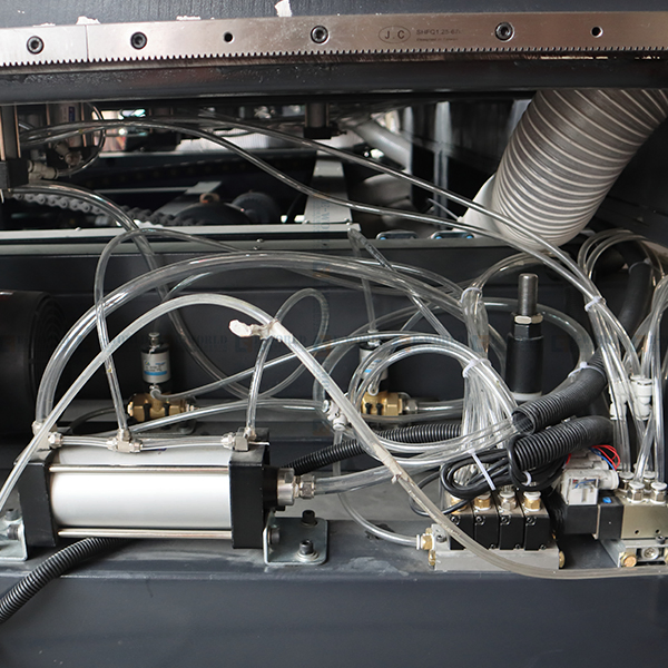 CNC Automatic Glass Cutting Machine for Glass Industry Manufacturing Plant Construction