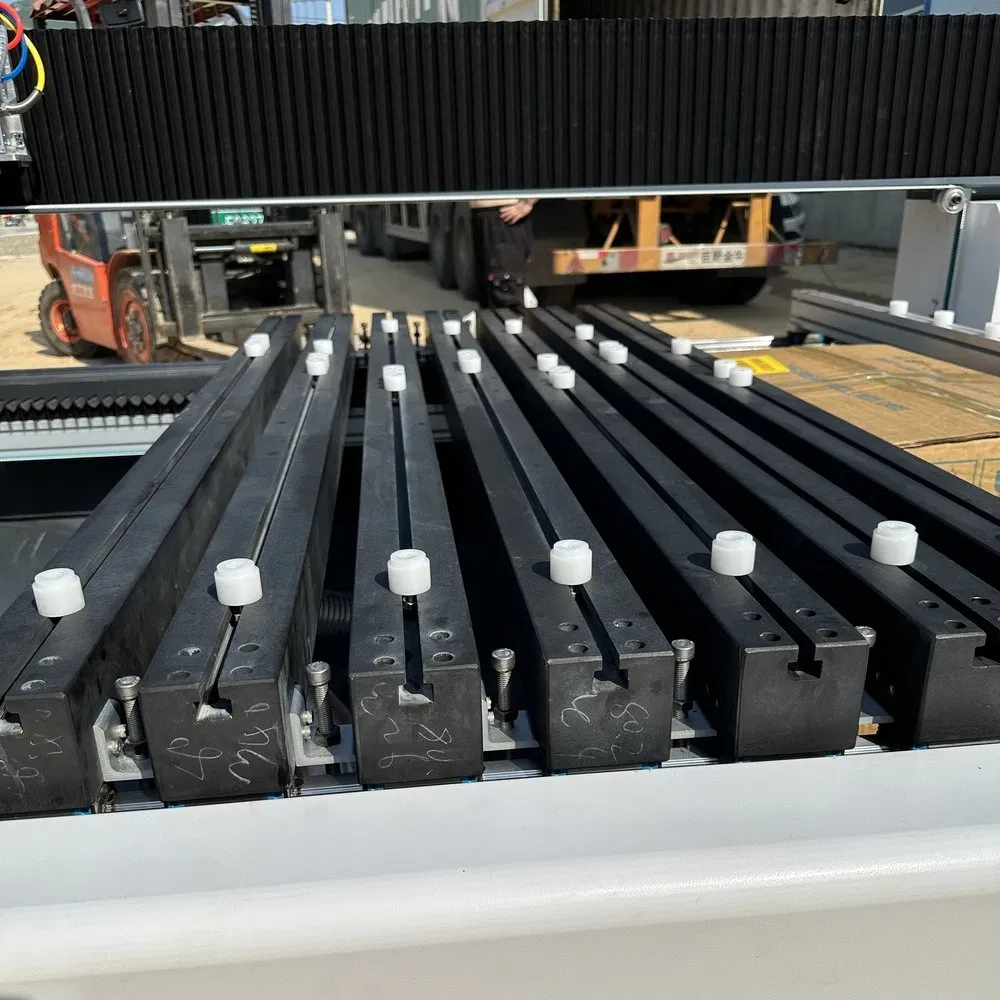 High-Efficiency Processing Laser Horizontal Sand Blasting Machine for Colored Glass Sandblasting