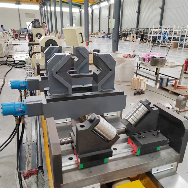 Fragile Quartz Glass: Vibration-Damped Drilling and Boring Machine