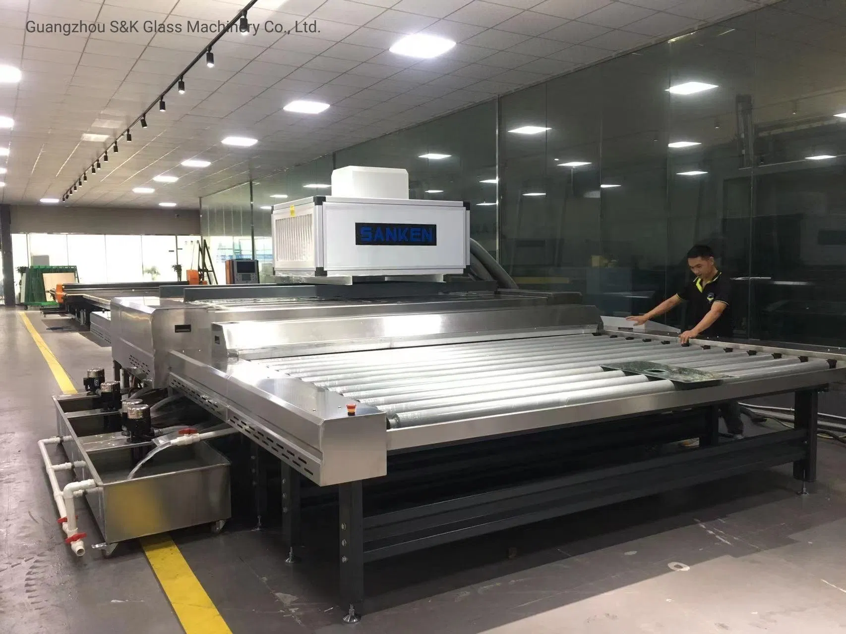Sanken Horizontal Glass Washing Machine with High Pressure Wind Drying System