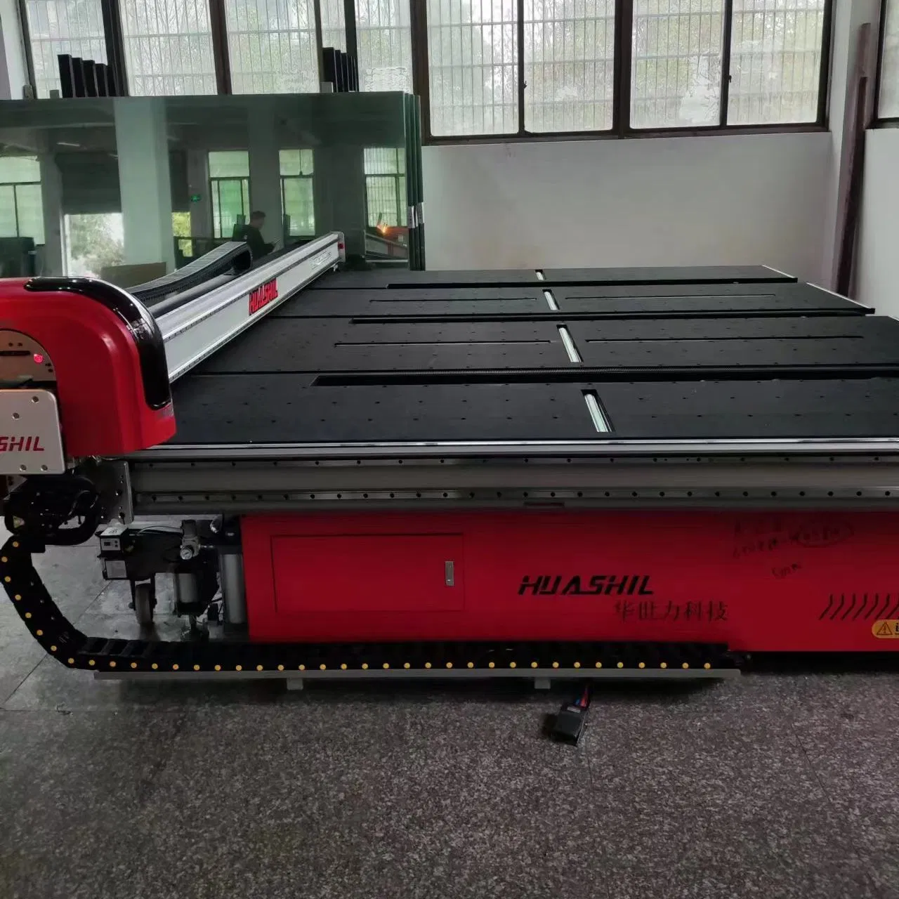 Industrial Mobile CNC Automatic Glass Cutting Machine Manufacturer Before Curved Laminated Tempered