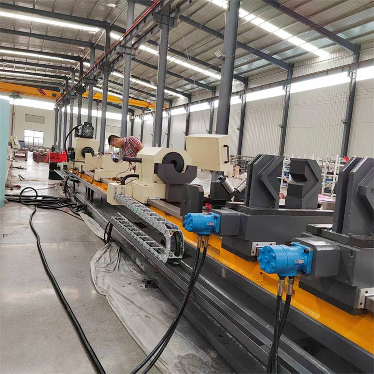 Fragile Quartz Glass: Vibration-Damped Drilling and Boring Machine