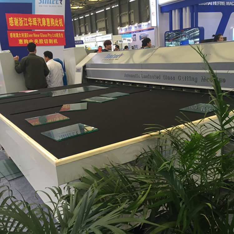 Automatic Laminated Flat Glass Cutting Machine Competitive Price Manufacturing Equipment Processing Machinery