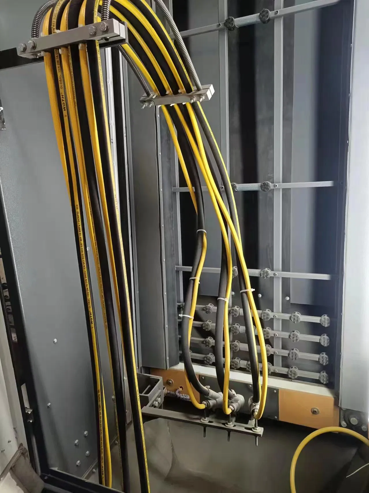 Sanken Vertical Glass Sand Blasting Machine for Mirror Toughened Glass Plant