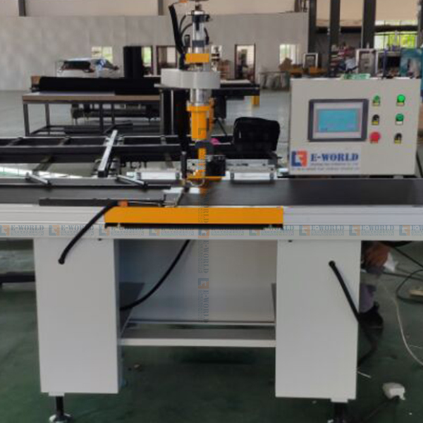 Automatic Round Glass Cutting Machine