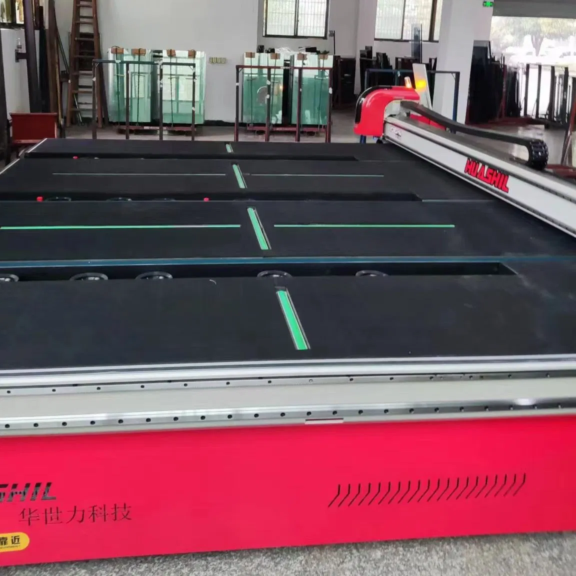 Industrial Mobile CNC Automatic Glass Cutting Machine Manufacturer Before Curved Laminated Tempered