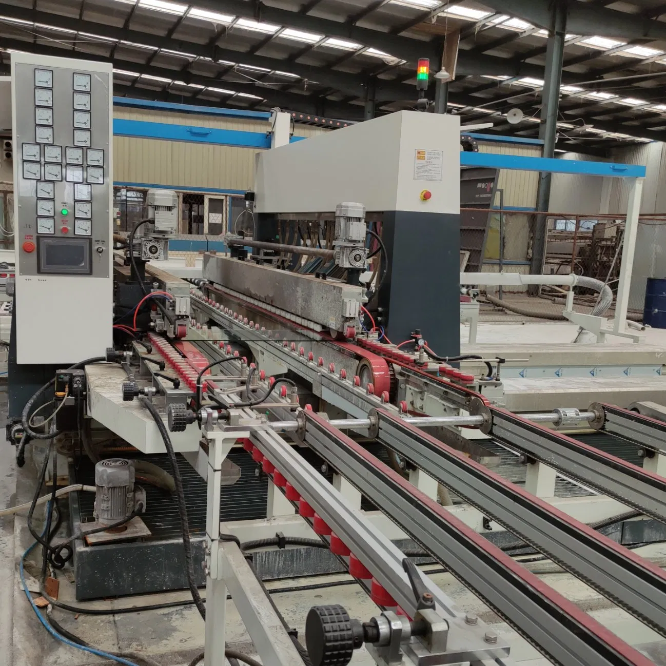 Horizontal CNC China Small Flat Mirror Glass Double Edging Machine Polishing Manufacturers