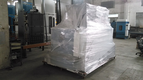 Ce Certificate 3 or 4 Automatic Guns Glass Sand Blasting Machine