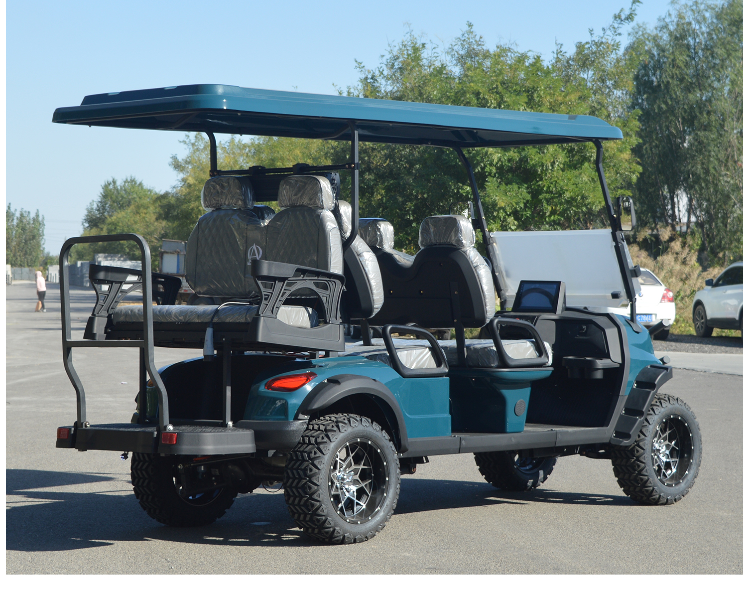 Electric Utility Vehicle