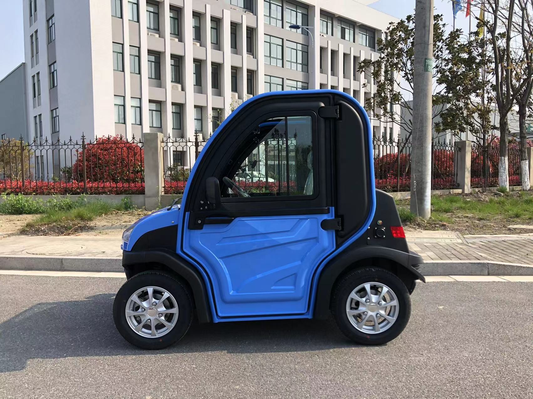 Electric and Street Legal Golf Carts Low Speed Vehicles (LSVs) for Sale | Fully Enclosed Mobility Scooter