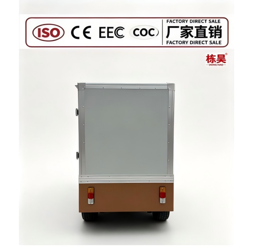 Factory Direct Utility Golf Cart with Cargo Bed