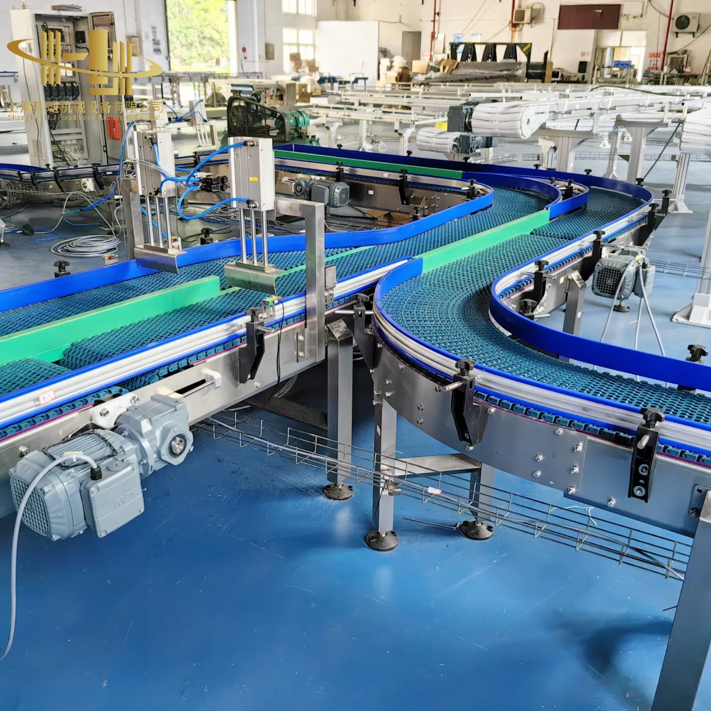 Powered Modular Belt Conveyor System for High Speed Sorting of Boxed Food Compatible with Packaging Machine