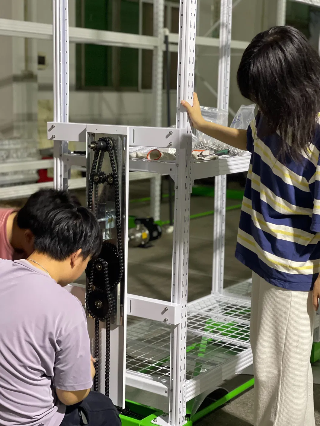 Hydroponic System Nft Technology - Modular Vertical Grow Racks & Full-Spectrum LEDs for Commercial Farms