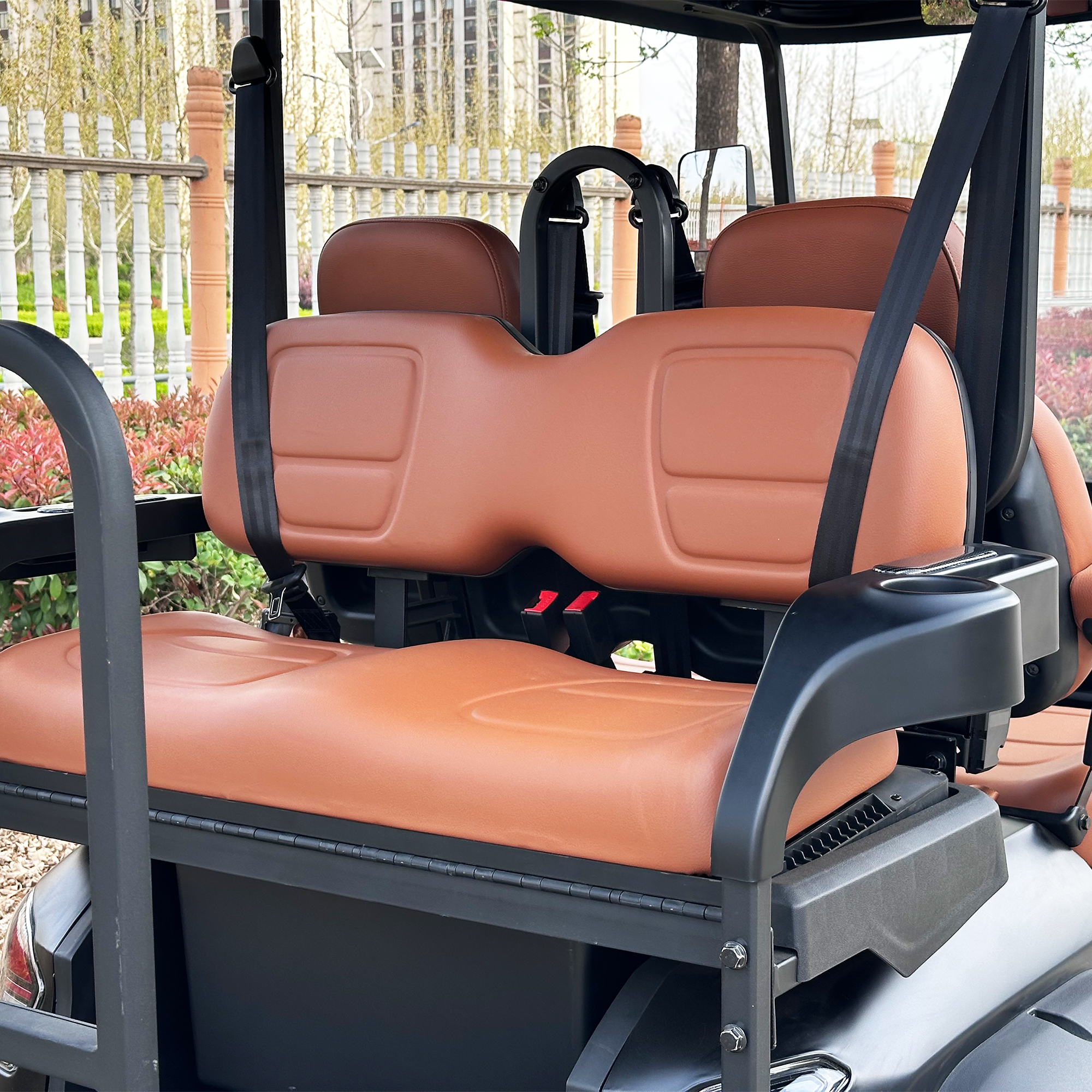 Best Sellers Lifted Car Customized 4 Seater Hunting Golf Buggy F11 Electric Golf Car Falcon H2+2 Golf Cart