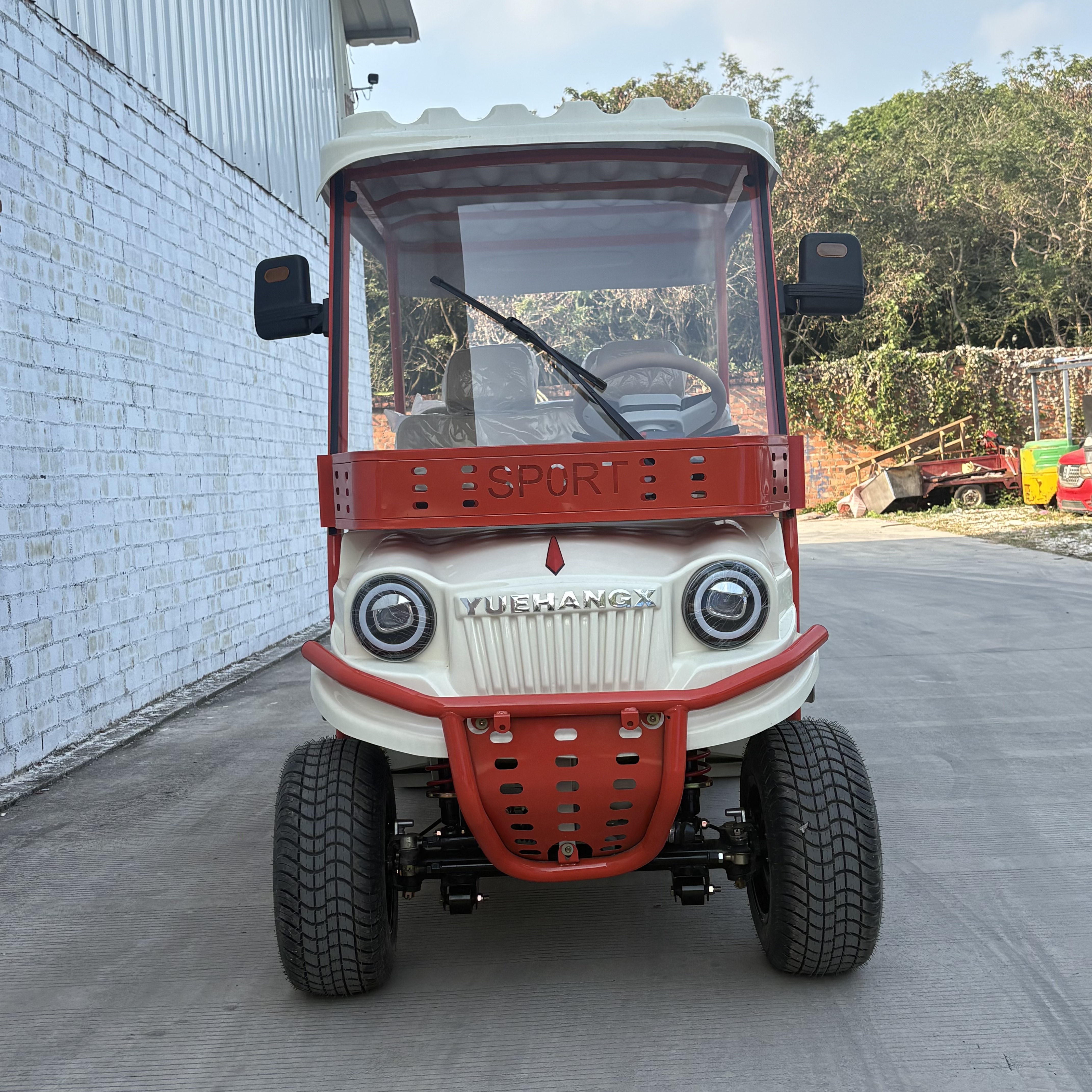 Rugged Electric Golf Buggy Designed for Hills, Sand, Grass and Rough Terrain, Stable, Smooth and High Torque Performance