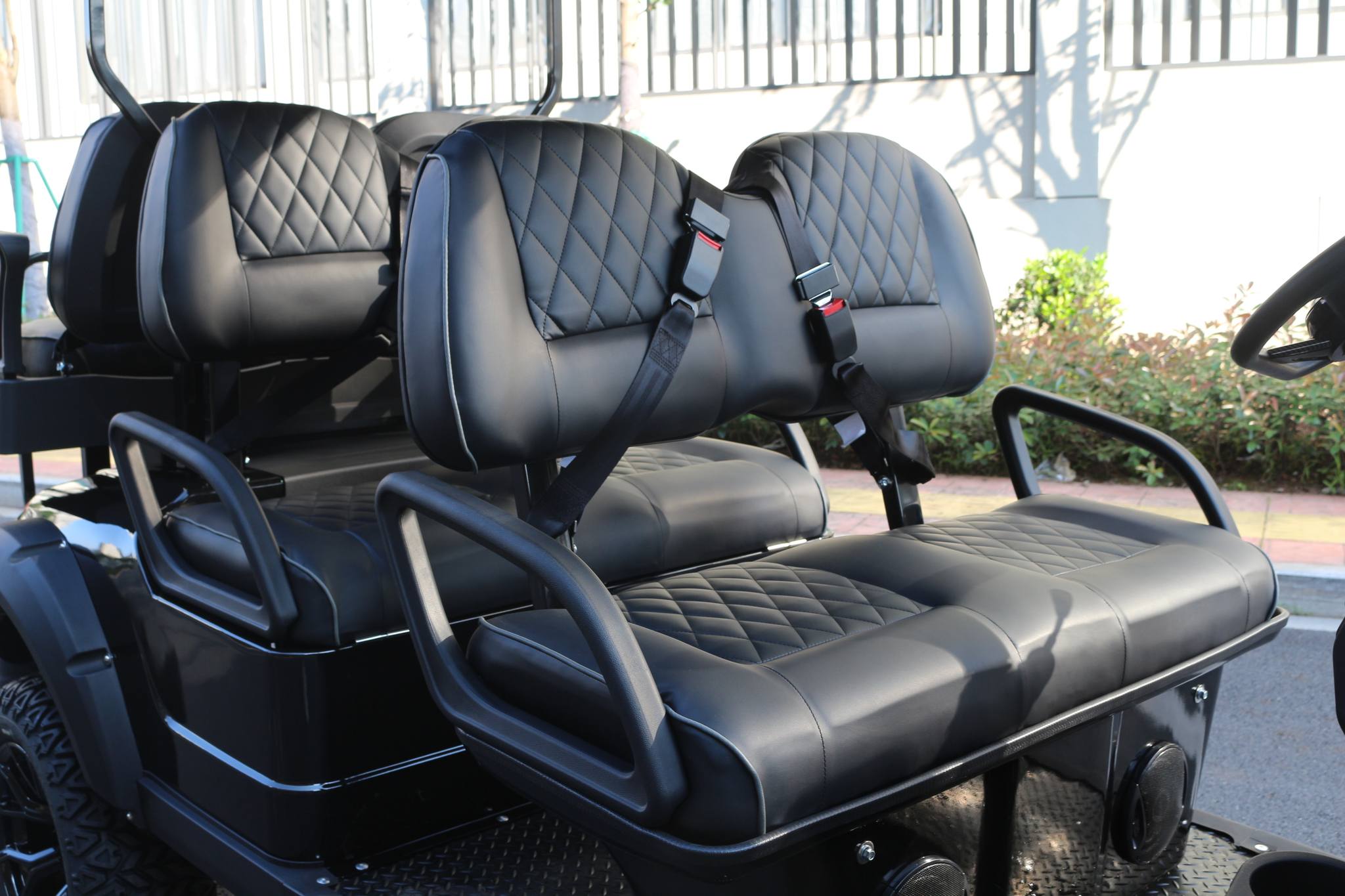 Florescence CE Certified Electric Golf Cart 4 Seater 5 kW 48V Lithium Battery Street Legal Golf Buggy Accessories LSV Urban