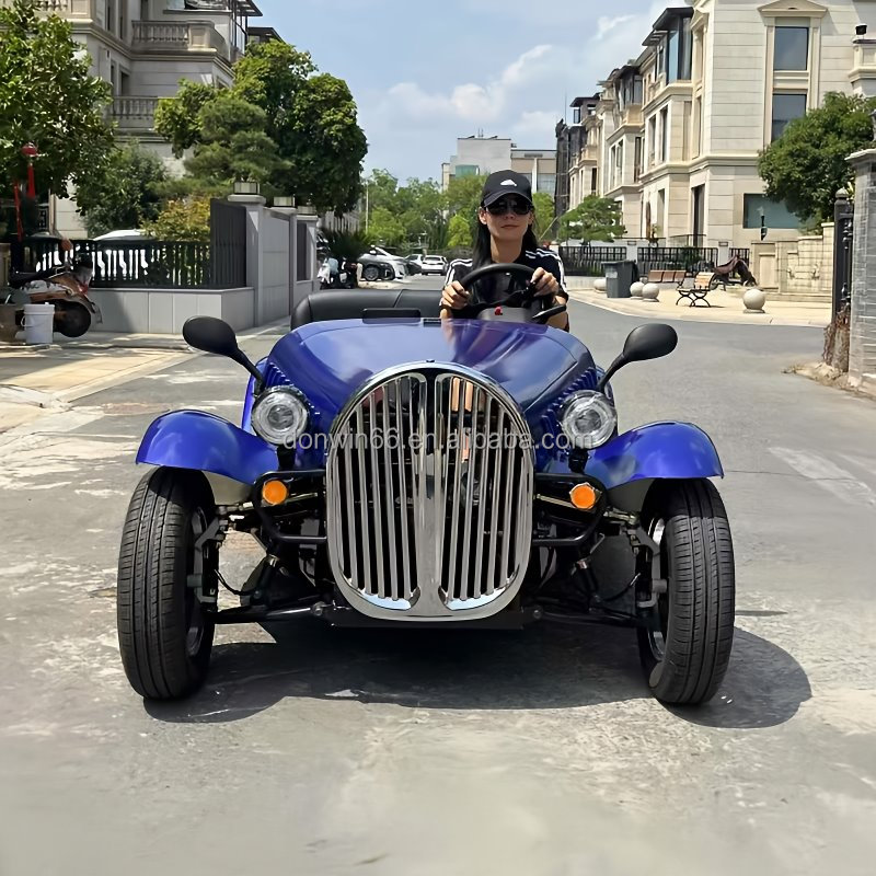 2025 Latest Style 8 - 11 Passengers 1800W Motor Golf Cart Luxury Electric Retro Vintage Classic Car