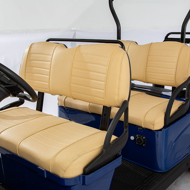 Reliable Compact-Sized High-Speed Performance 4-Seaters Golf Cart with Waterproof Seat