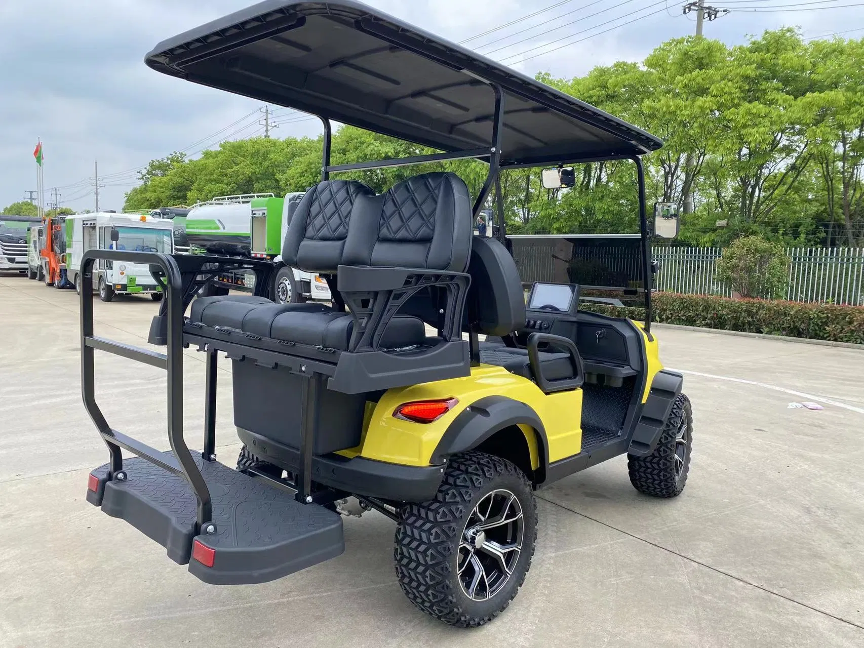Lithium Battery Installed Electric Golf Cart High Speed Long Distance