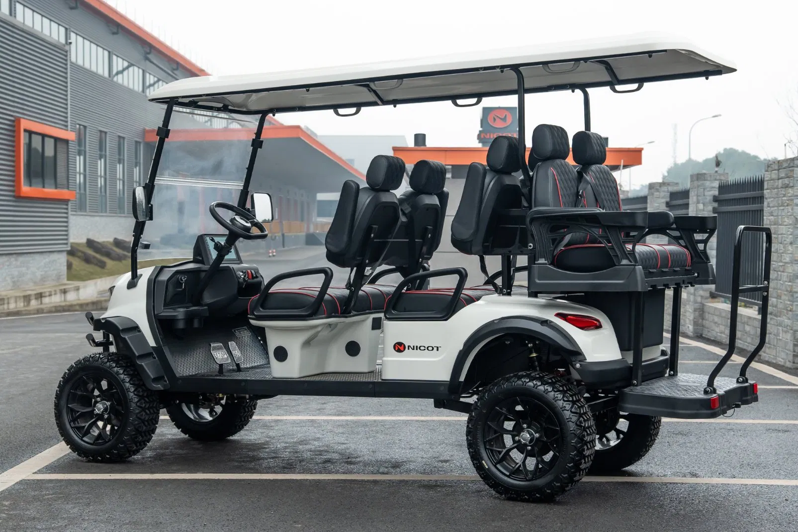 Tour Vehicle Golf Cart Front Details
