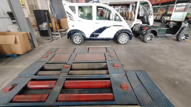 GLHF utility electric golf cart for resort and hotel operations