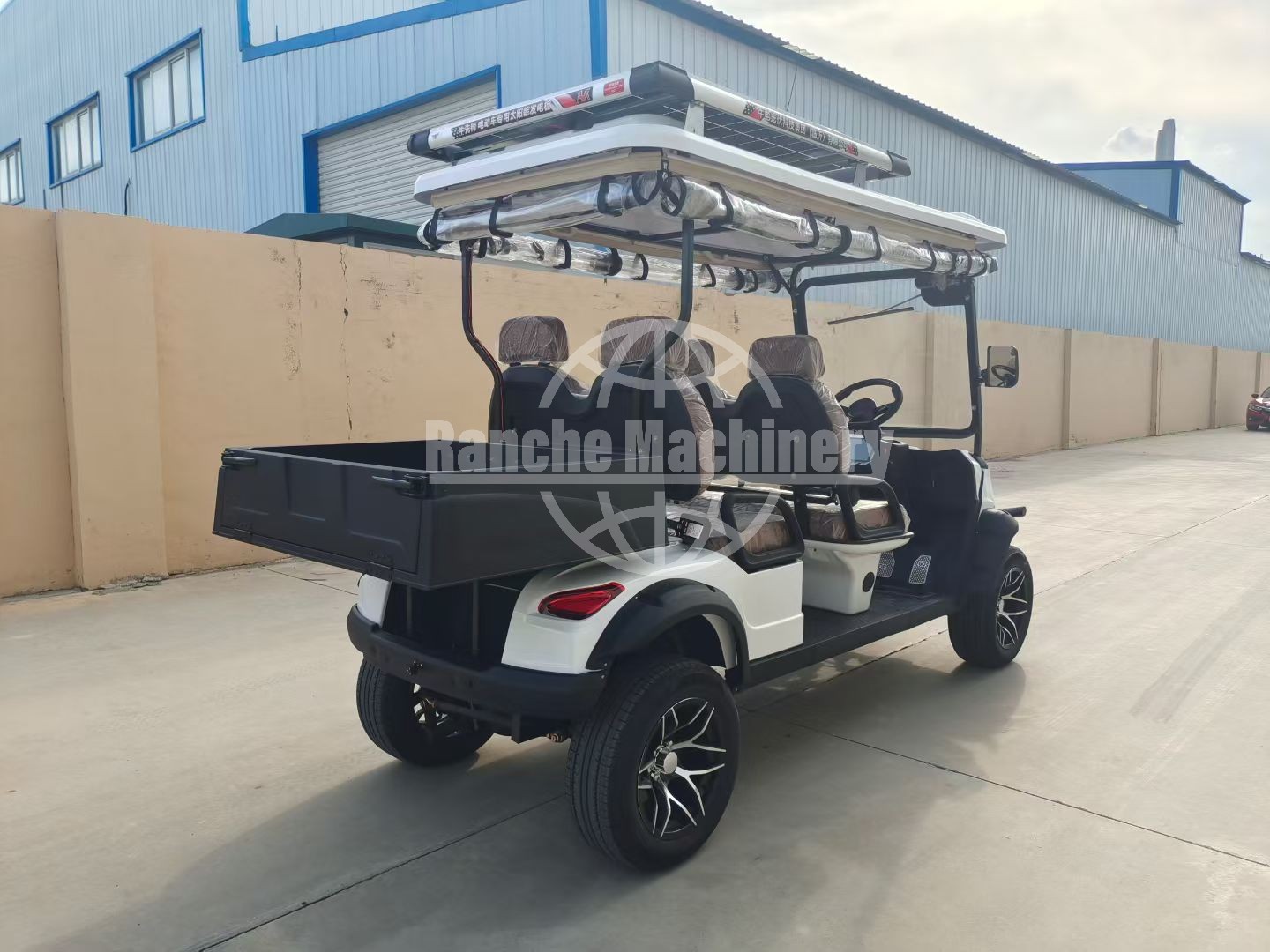 Off-Road 6-Seater Golf Cart Heavy-Duty Tires Strong Torque Stable Grip &ndash; Handle Various Road Conditions Easily