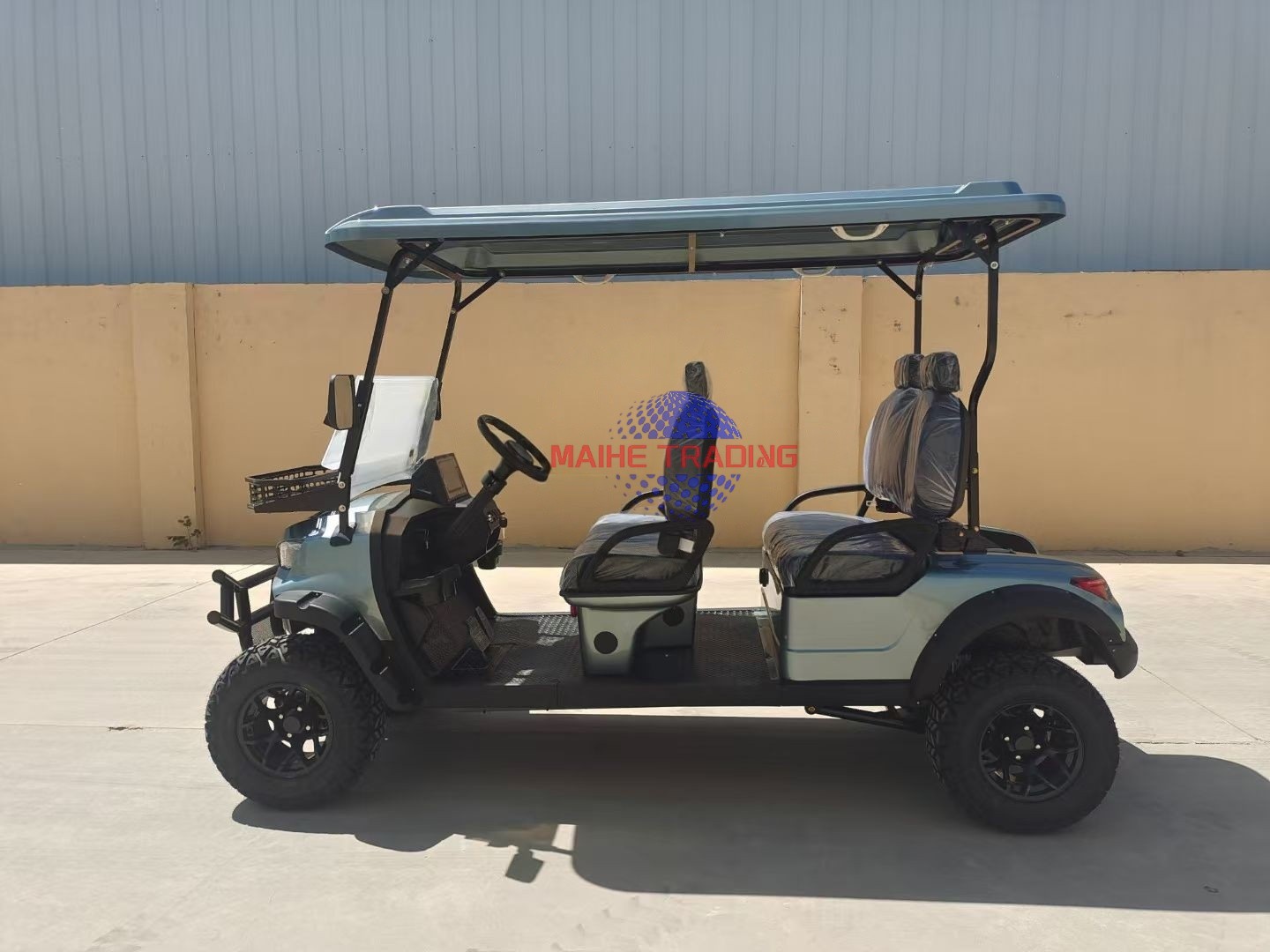 8 Person Electric Heavy Load Strong Frame King Golf Cart with High Efficiency Motor 70-90km Range for Industrial Park