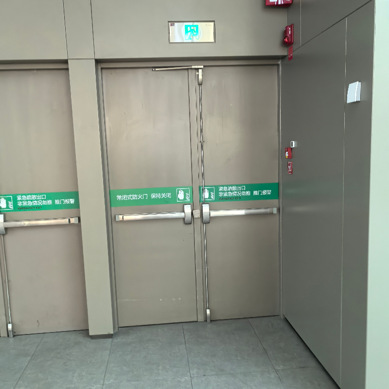 Commercial Fireproof Metal Push Bar Emergency Exit Device Steel Door with Durable Hardware