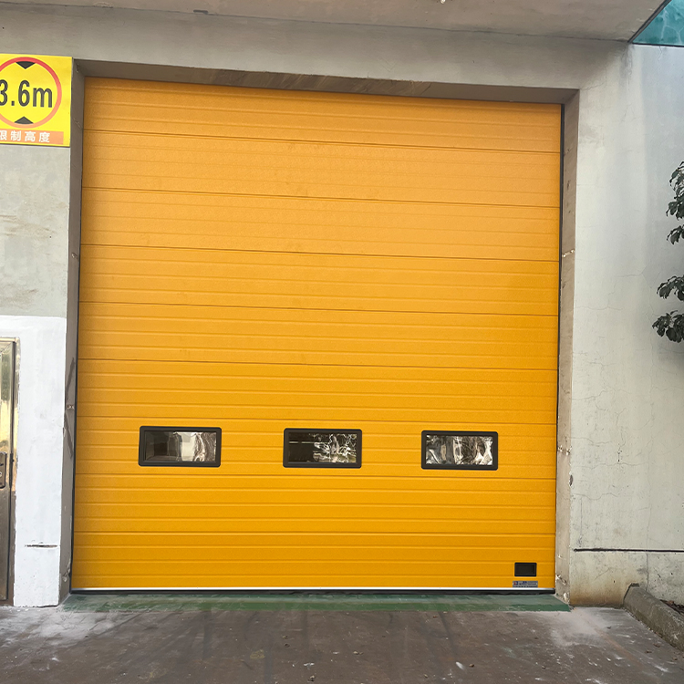 Industrial Automatic Thermal Insulated Vertical Lifting Exterior Sectional Door for Loading Docks