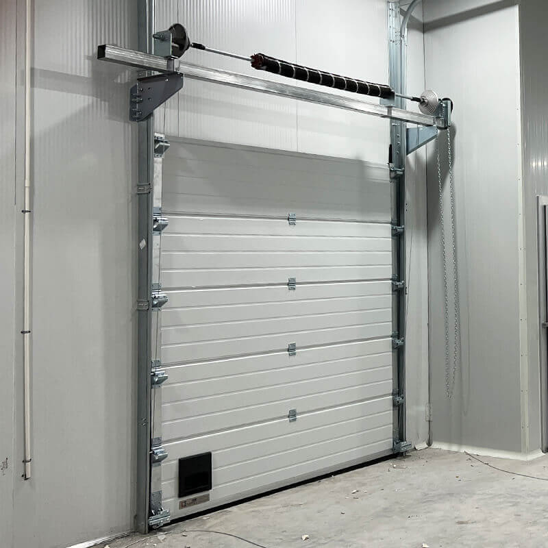 Space-Saving Industrial Lifting Thermal Insulated Automatic Sectional Door for Logistic Warehouse