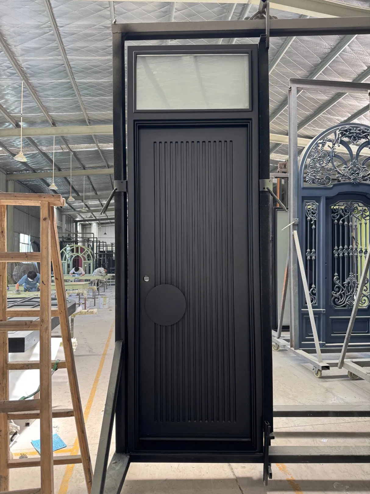 Modern Main Entry House Black Steel Door Security Wrought Iron Door Pivot Steel Home Arched Single or Double Entrance Front Doors with Clear Glass