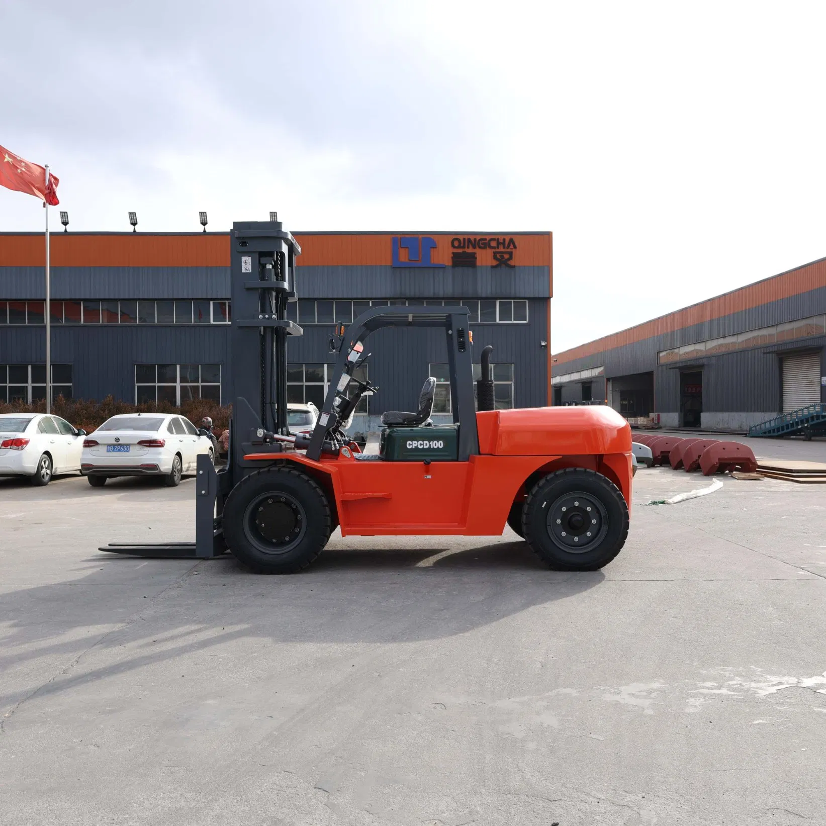 China Heavy Duty Powerful 10 Ton 10000kg Counterbalanced Diesel Forklift Robust Design for Industrial Construction Tough Work Fork Lift Manufacturer CE ISO