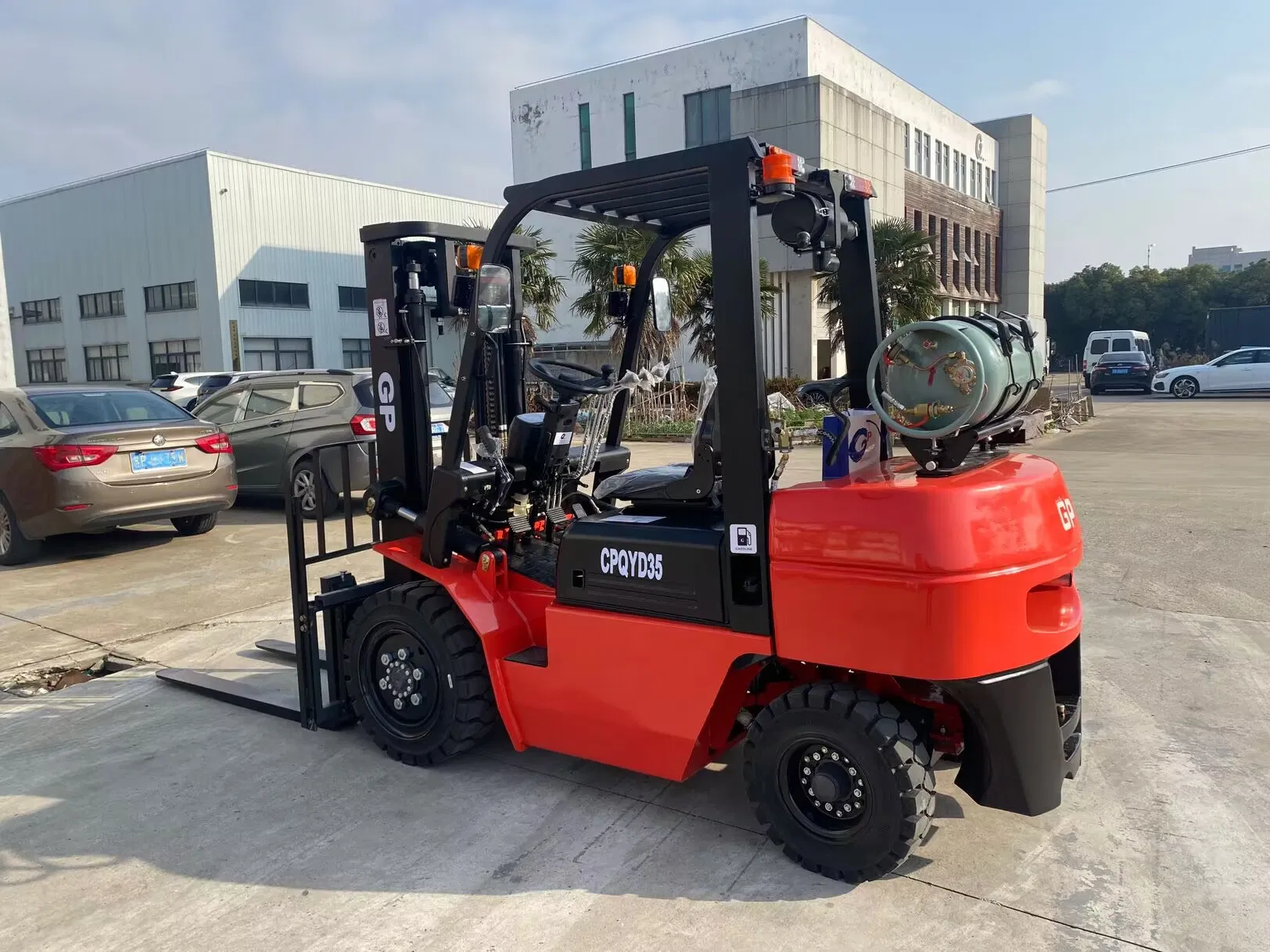 LPG Forklift High Quality 2ton 2.5ton 3 Ton 3.5 Tons 3m 4.5m 5m 6m Liquefied Petroleum Gas Fork Lift Truck with Nissa N K21 K25 Engine