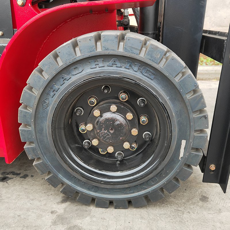 1.5t 1500kg 3m 3.5m 4m 4.5m 5m 5.5m 6m Electric Forklift Trucks with Four Solid Rubber Tyres