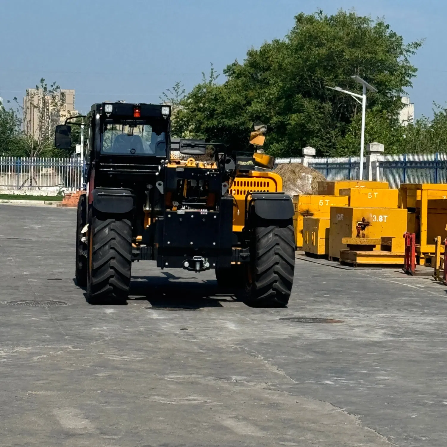 Factory Price Telescopic Forklift Truck Telehandler Material Handling Truck