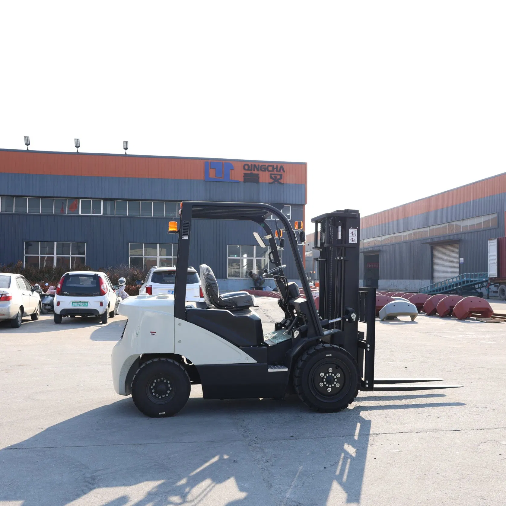 China 3 Ton 3000kg 3.5 Ton Diesel Forklift Industrial Heavy Duty Warehouse Fork Lift Manufacturer