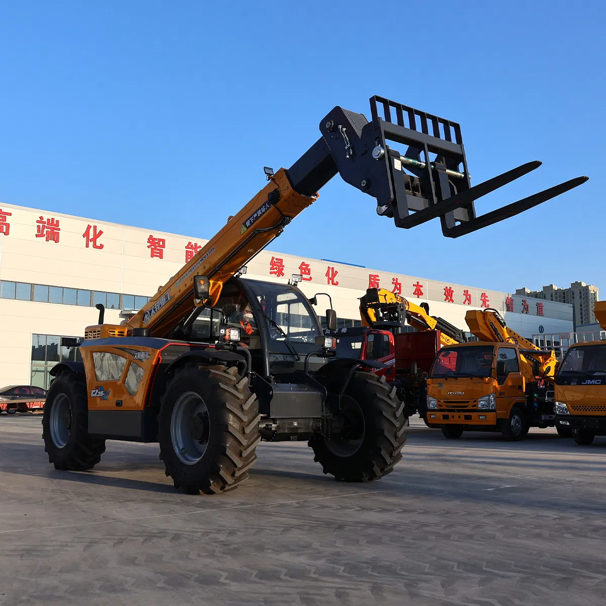Agriculture 17 Meter Telescopic Boom Telehandler Forklift with USA Diesel Engine