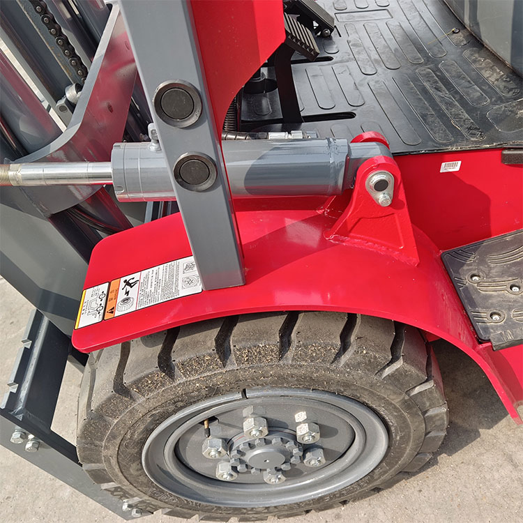 Hot Sale Warehouse Truck Fork Lift Engine 2/2.5/3/3.5/3.8 Ton Diesel Forklift with Chinese or Japanese Engine