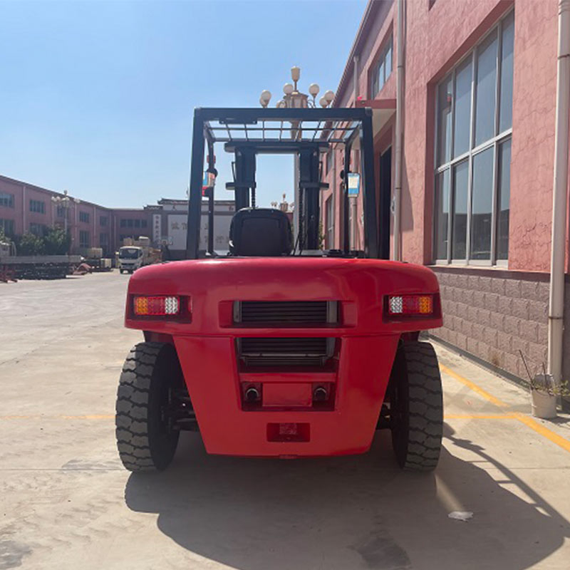 Heavy Duty Applications 7ton Diesel Truck Forklift with Dual Front Tires