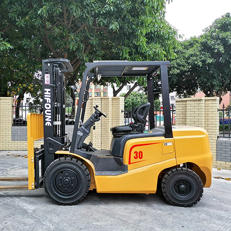Hifoune New Diesel 3 Ton Automated Manual Diesel Forklift with Pneumatic Tire and Isuzu Motor