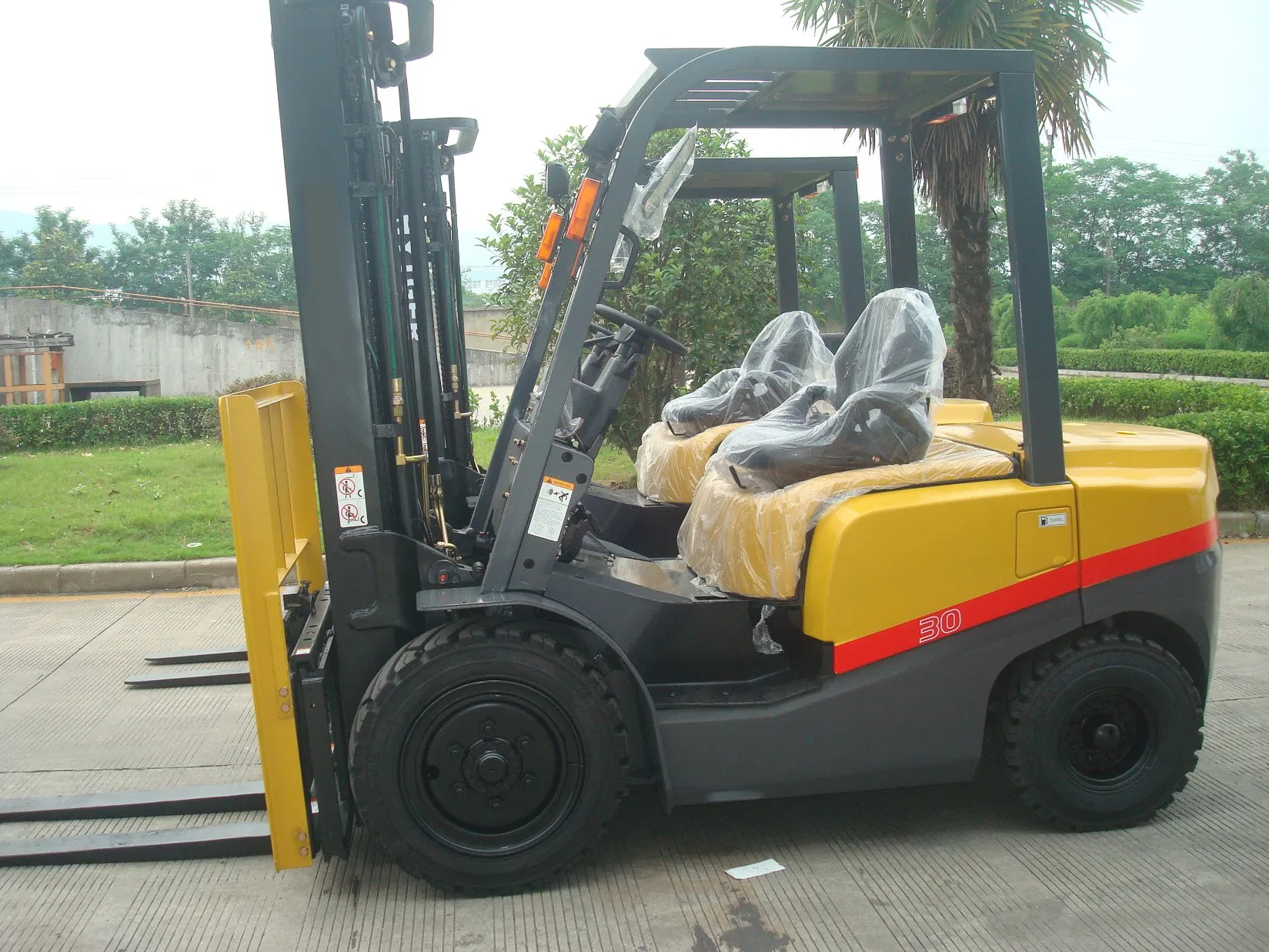 3000kg China Gasoline/LPG Forklift Truck