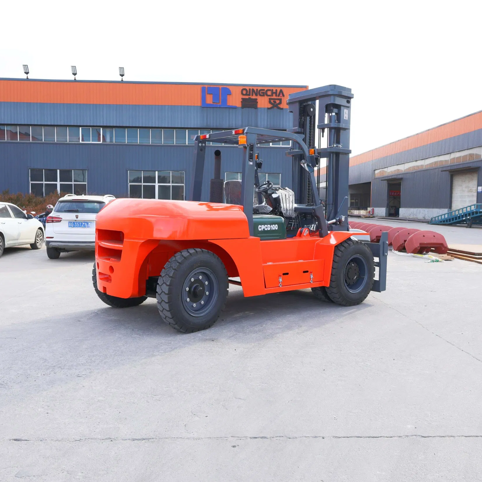 China Heavy Duty Powerful 10 Ton 10000kg Counterbalanced Diesel Forklift Robust Design for Industrial Construction Tough Work Fork Lift Manufacturer CE ISO