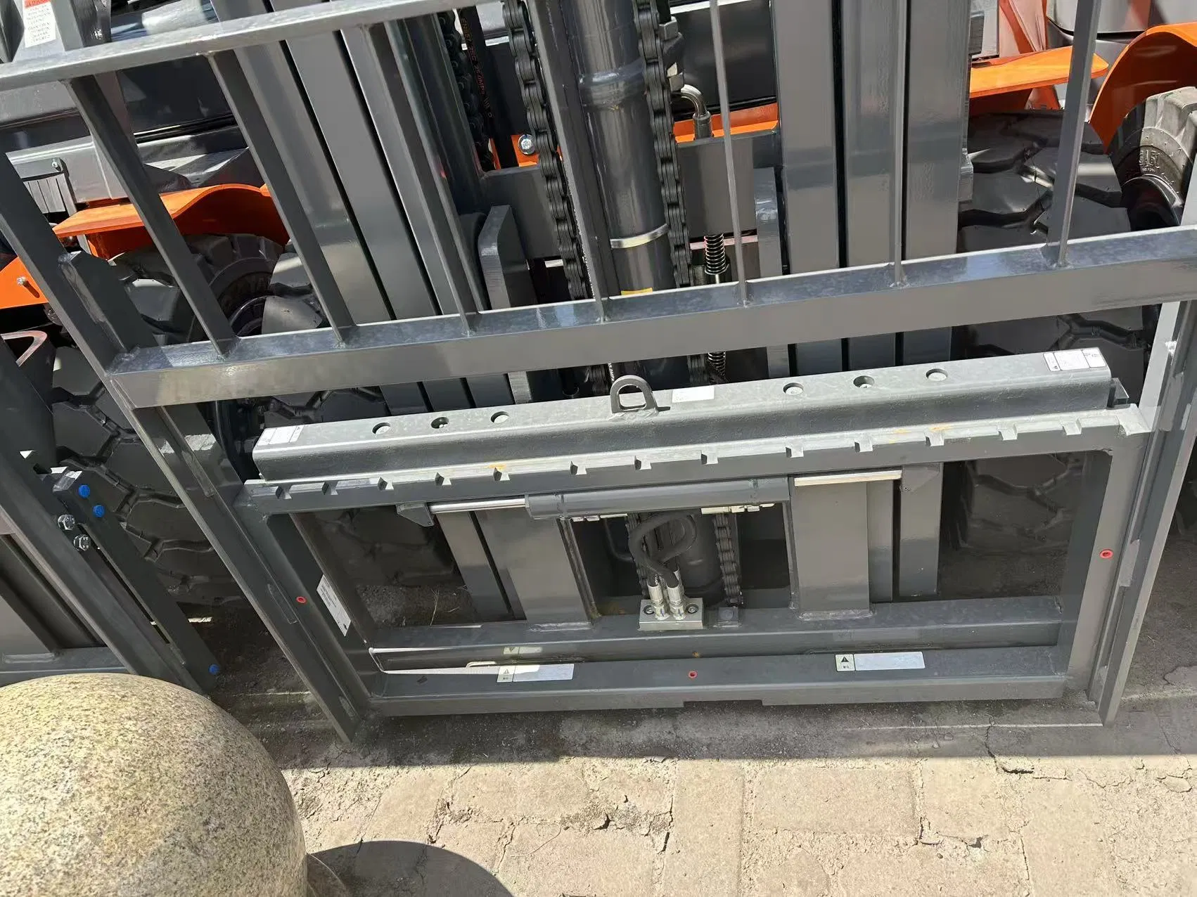 Engine-Selectable Heavy-Duty Industrial Diesel Forklift for Factory Workshops