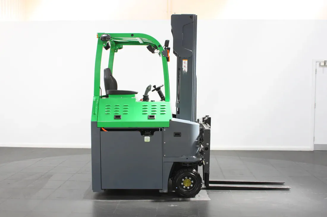 Multi-Directional Forklift Feature 3