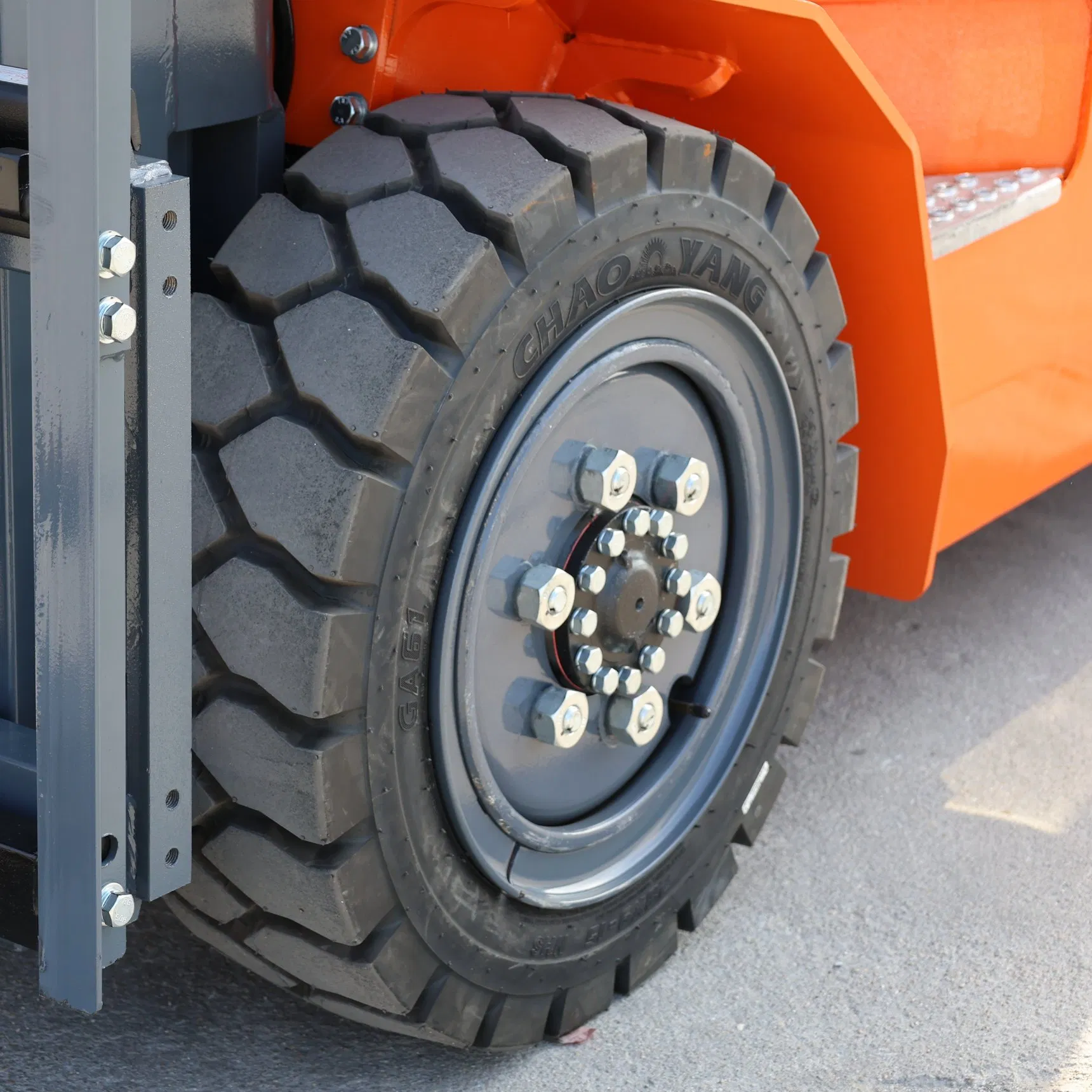 China Manufacturer Industrial 3ton 3t 3000kg Counterbalanced Diesel Forklift Heavy Duty Warehouse Container Lifting Fork Lift