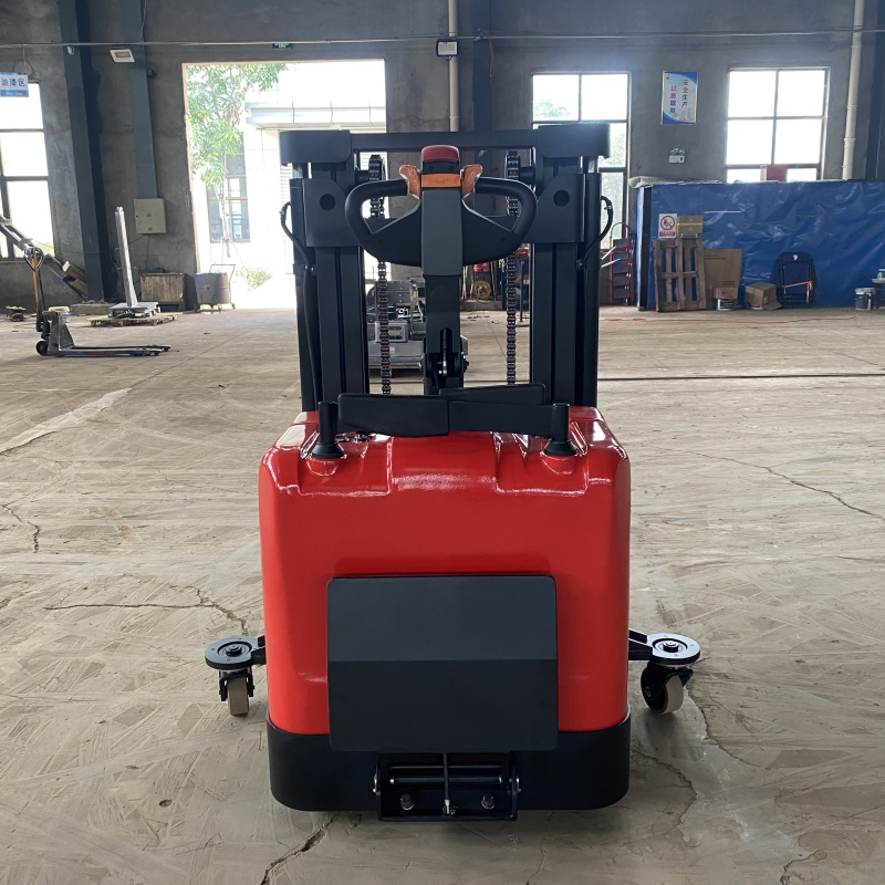 CE Electric Pallet Stacker 1.5 Ton 2ton Stand on Forklift