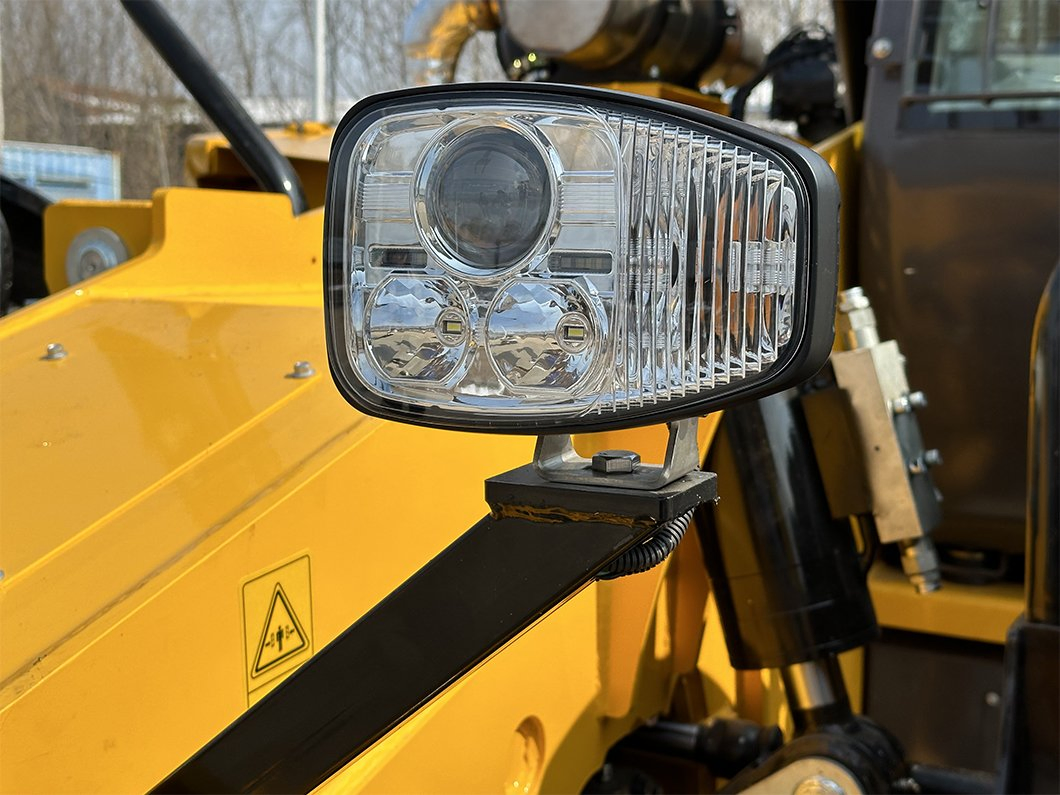 High Performance Heightened Telescopic Forklift Multi-Purpose Telescopic Loader 6-Ton Load King Telehandler Machinery Manufacturer Telescopic Forklift