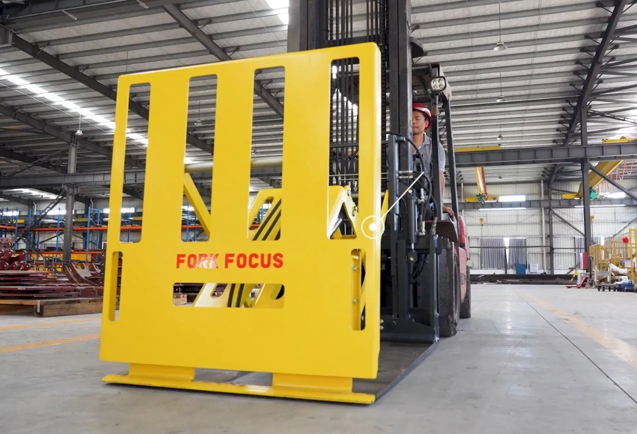 Forklift Customizable Attachment Push-Pull Pushoff ISO II/III Capacity 1.5t-2t