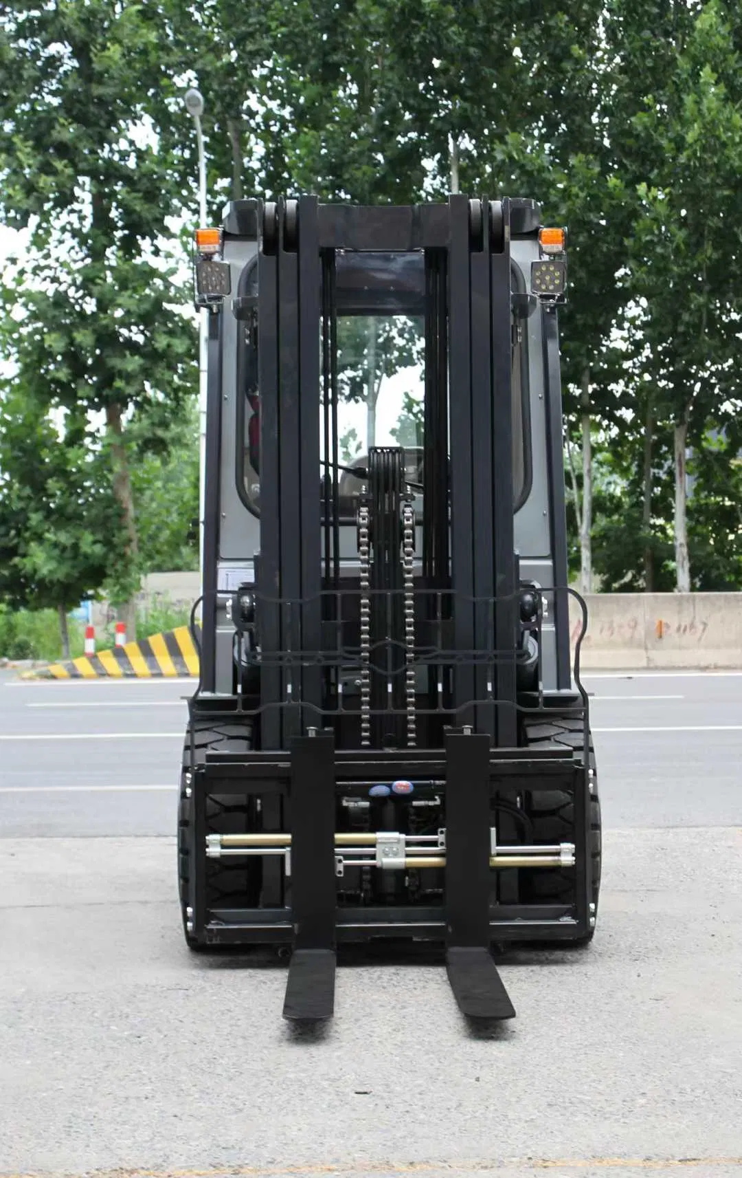 Lithium Battery Lead Acid Battery Mini 3 Ton Small Portable Electric Forklift with Solid Tire